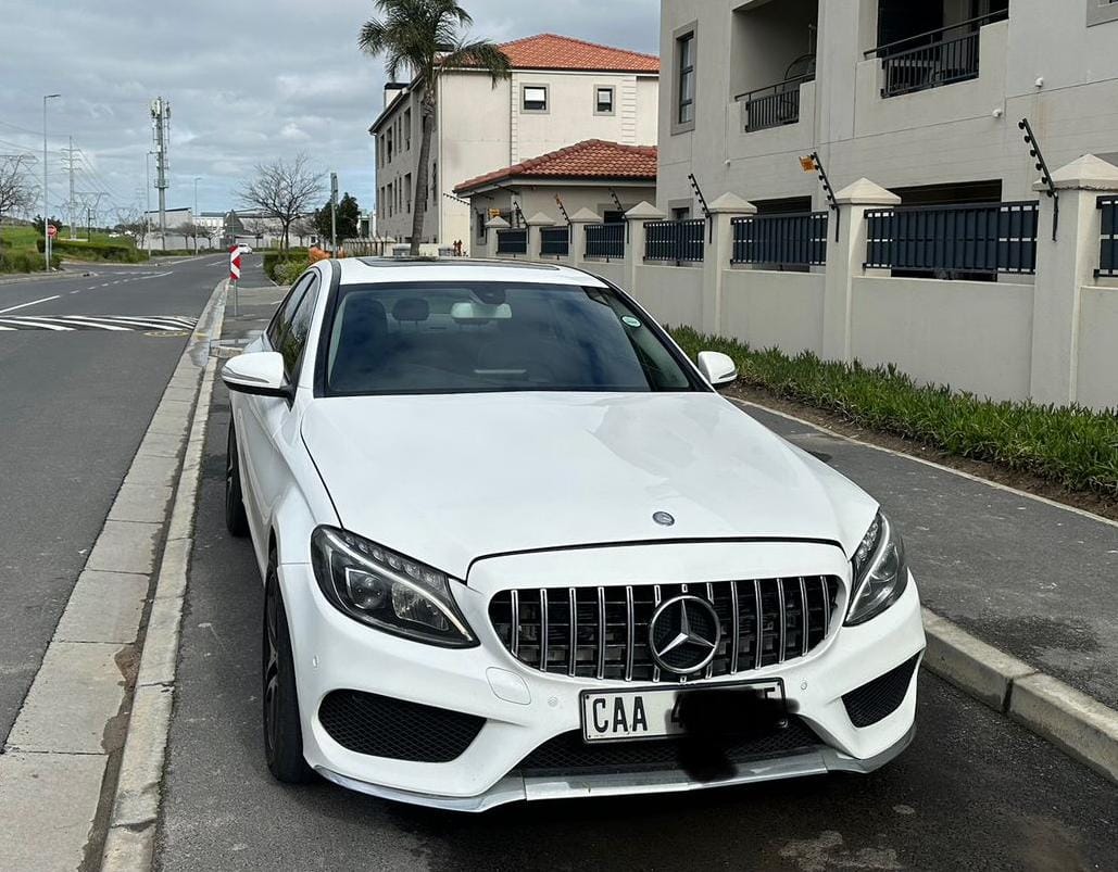 Mercedes-Benz C200