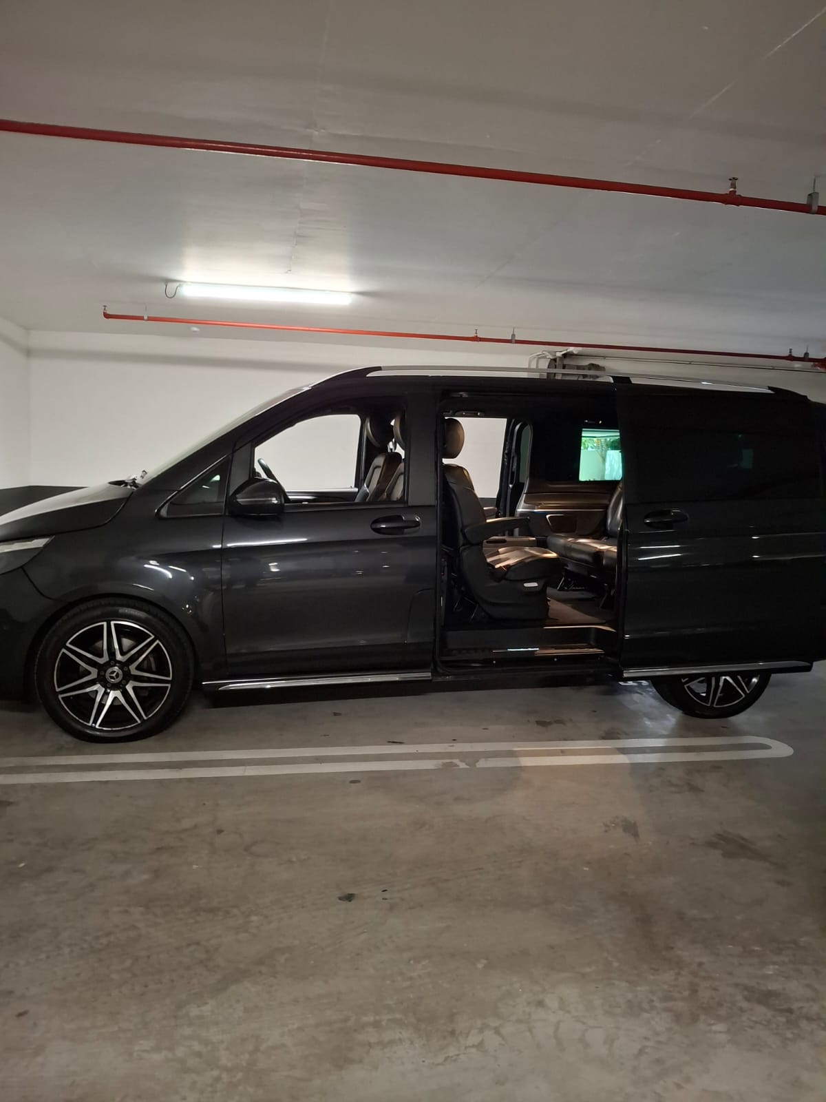 Mercedes-Benz V-Class